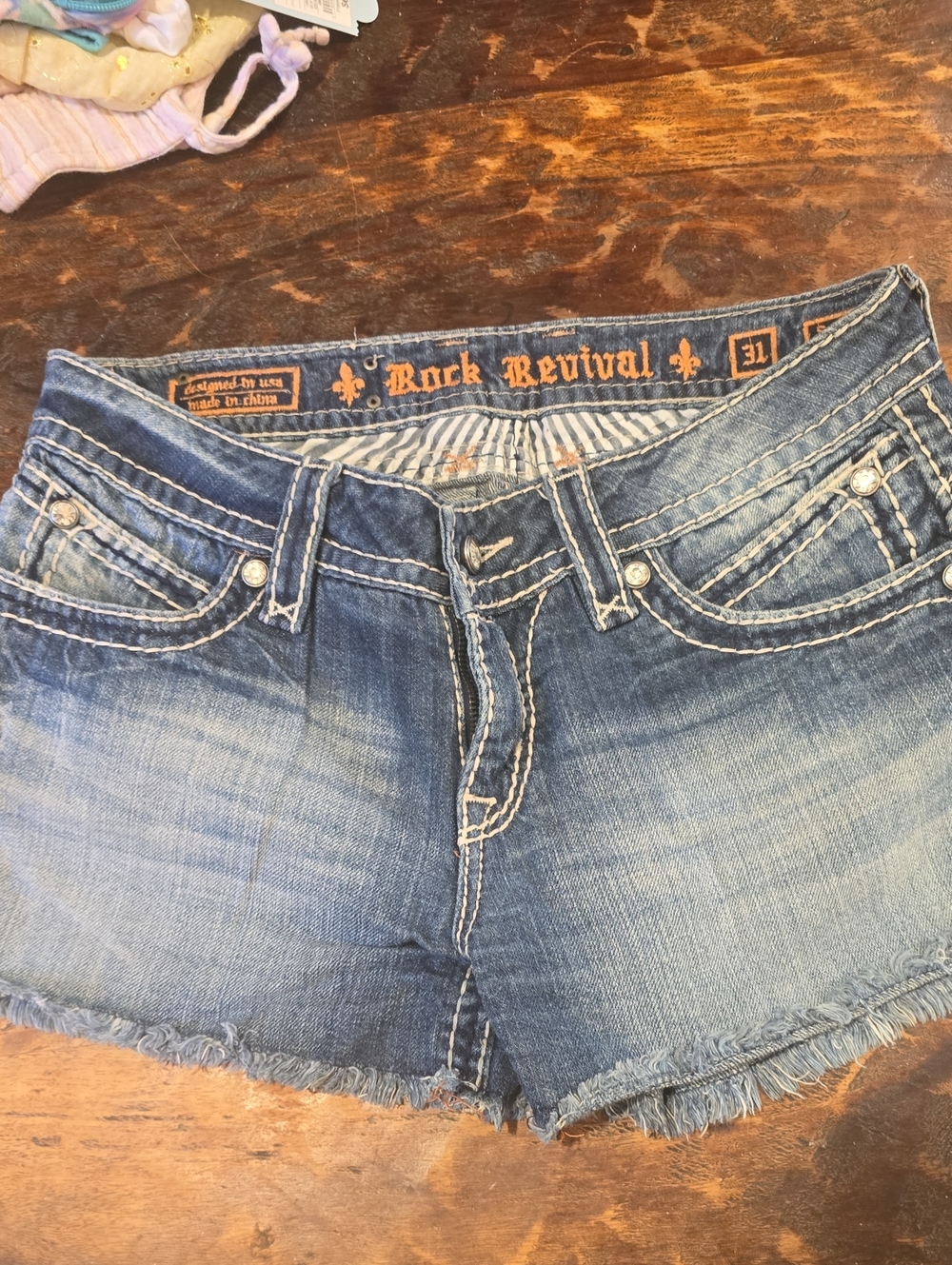 Rock Revival Scarlet Denim Shorts Size 31 Rhinestone Embellished Y2K Western